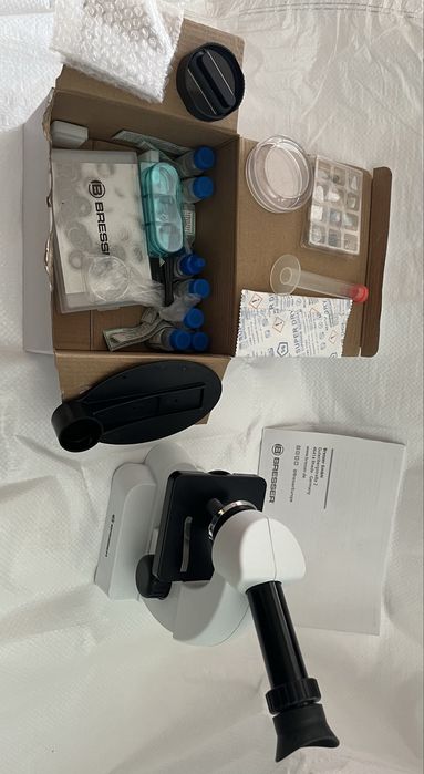 микроскоп Bresser