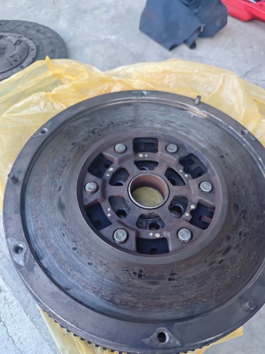 Маховик и феродов диск за opel z20leh