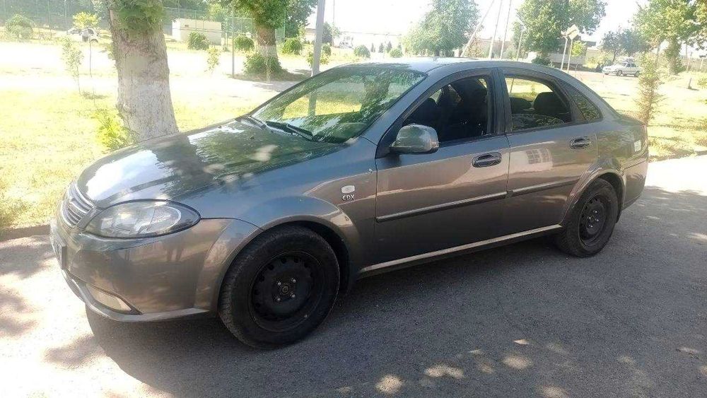 Продается жентра 3 позиции состояние хорошее