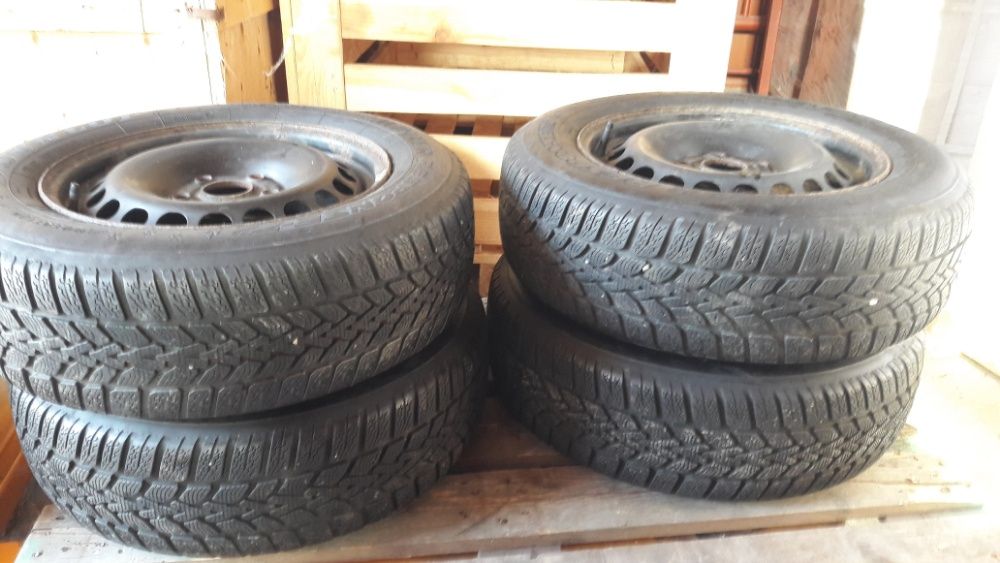205/55/R16,  Dunlop Response 195/65/R15 iarna, 215/45/ZR17 VW Touran