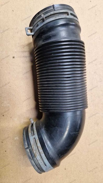 Furtun intercooler VW Touran / Golf 5 cod 1K0 129 684 B