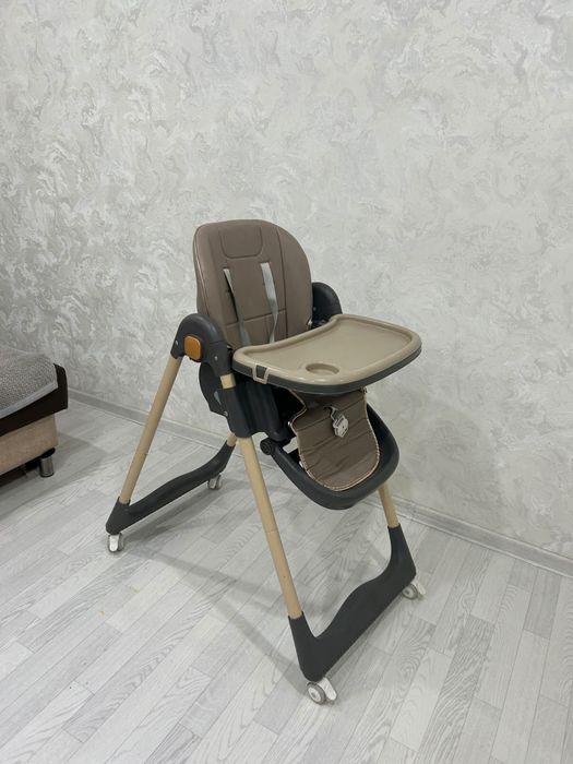 Продам стульчик для кормление
