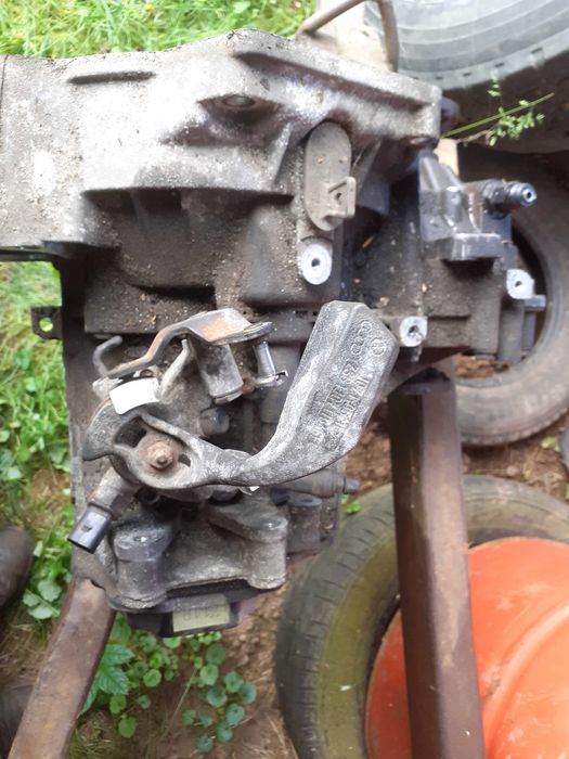 Cutie viteze golf 4 brek 4x2