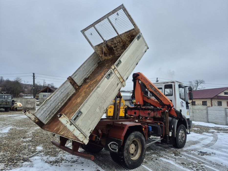 Camion Iveco Eurocargo 4x4 basculabil cu macara