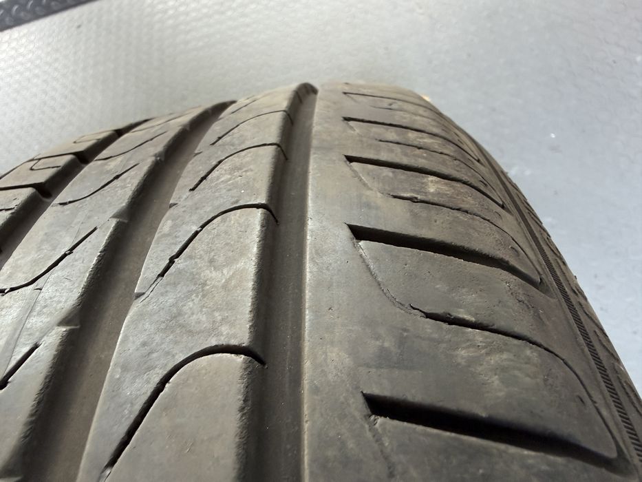 4бр. ОТЛИЧНИ Летни Гуми С Борд 215/50R/17 -PIRELLI- DOT:2018- 6.6мм+6.1мм *120€ за Комплект*