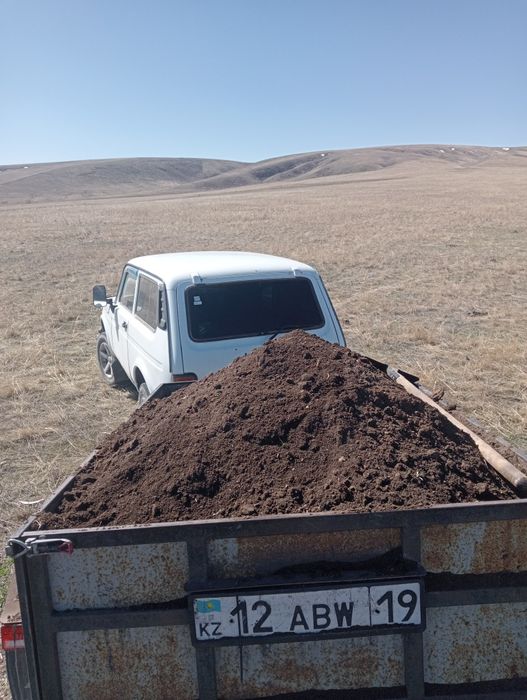 Доставка навоз, чернозем, биогумус, цены разные.