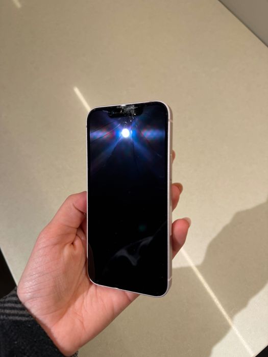 Vand iPhone 13 mini roz