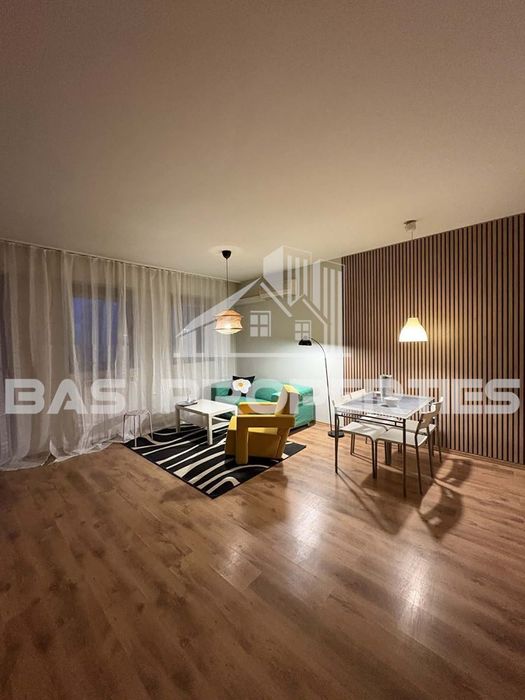 Дава се под наем Двустаен апартамент в София, Младост 3 - 82 кв.м за 698.19 € - Снимка #1