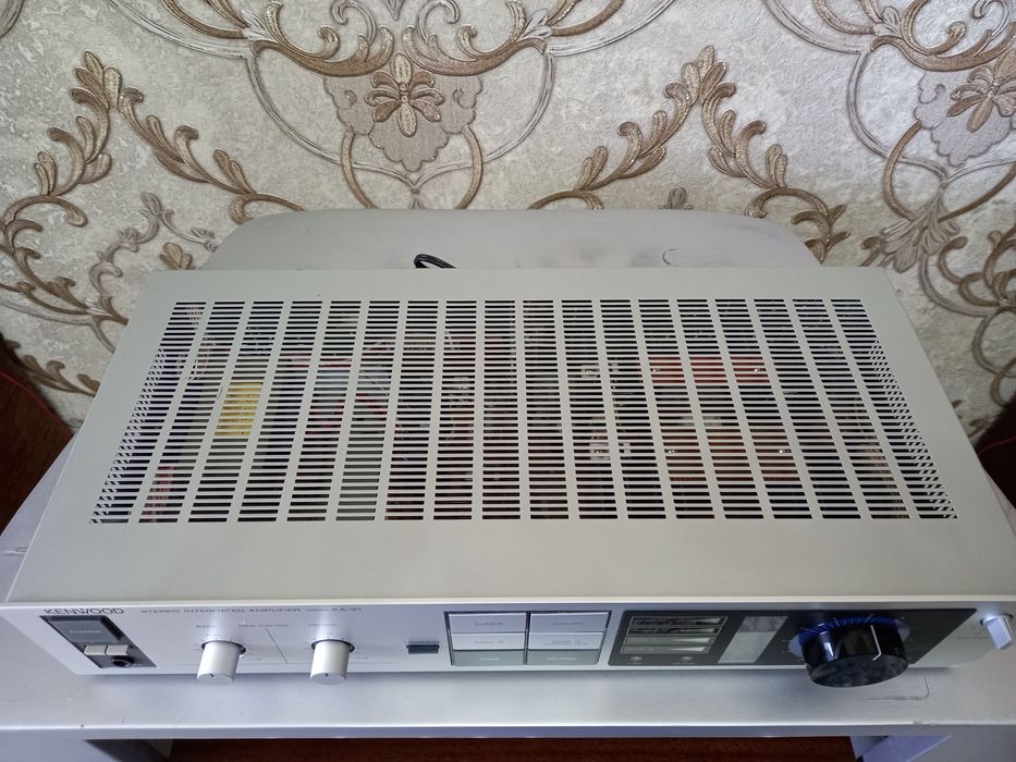 Усилитель KENWOOD amplifier model KA-31