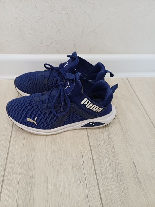 Продам кроссовки Puma 41 размер