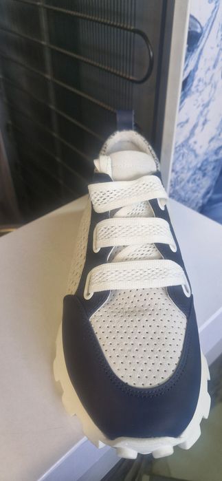 Красовки  бренди