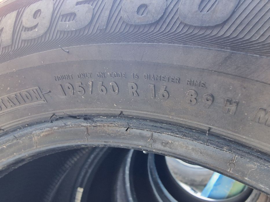 Anvelope 195/60R16 marca Semperit, M +S ,DOT 2020