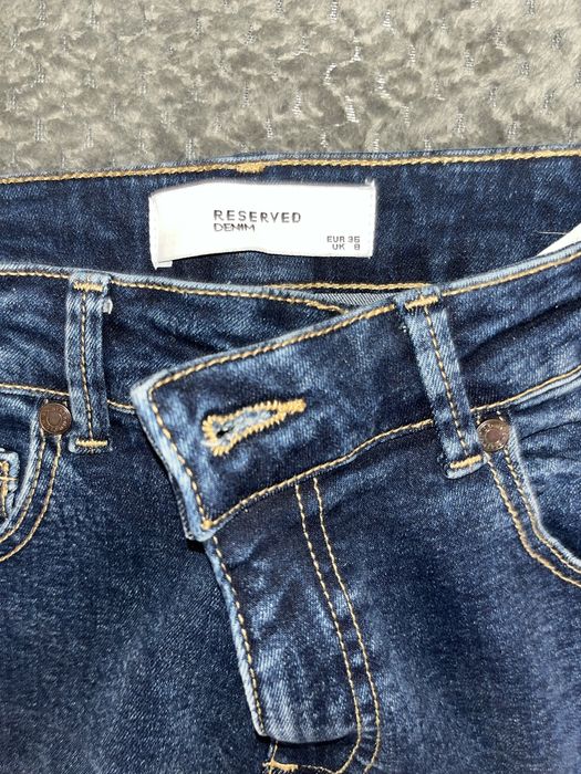 Тъмно сини дънки на марката Reserve