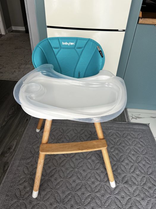 Кормящий стол сатылады