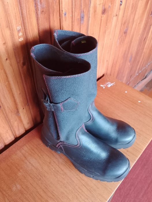 Продаю сапоги кирзовые