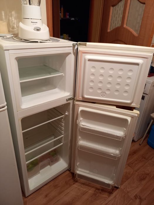 Холодильники Lg и Midea