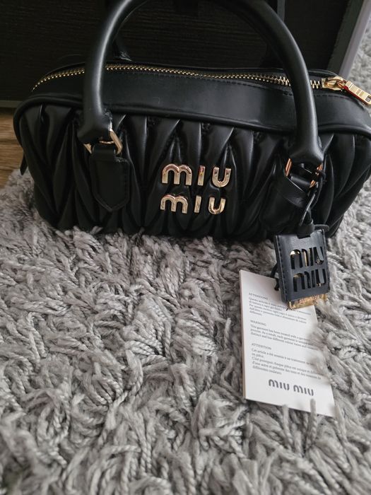 Чисто нова Маркова чанта  с етикет кожа Страхотна