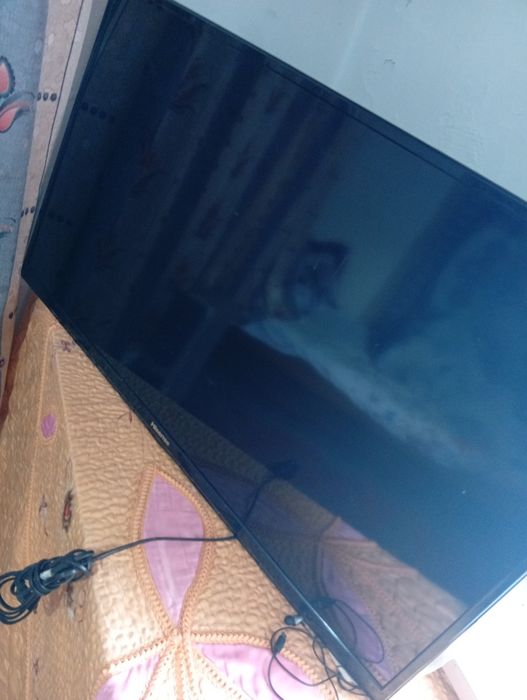 Продам телевизор