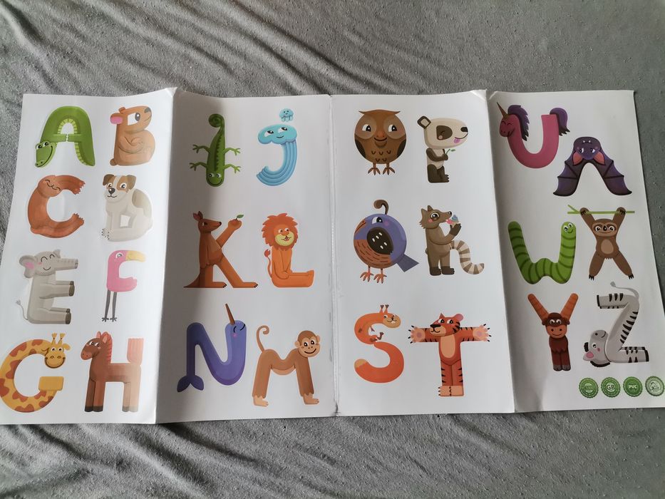 Детски метър за стена Дино