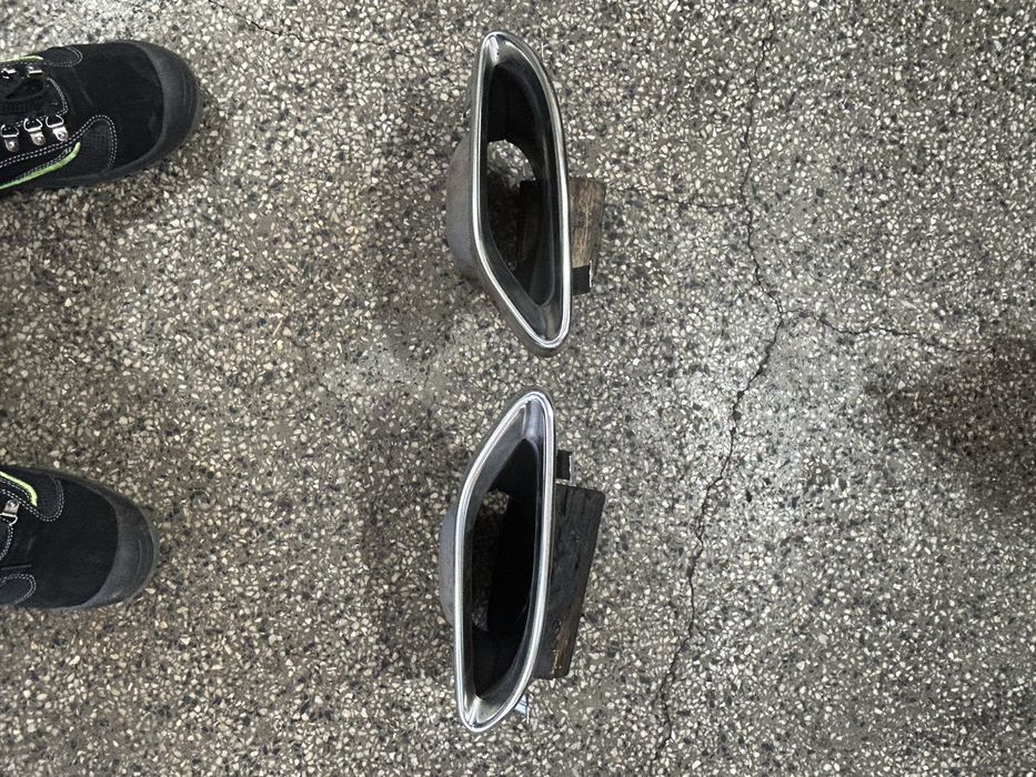 Накрайници за броня на w205