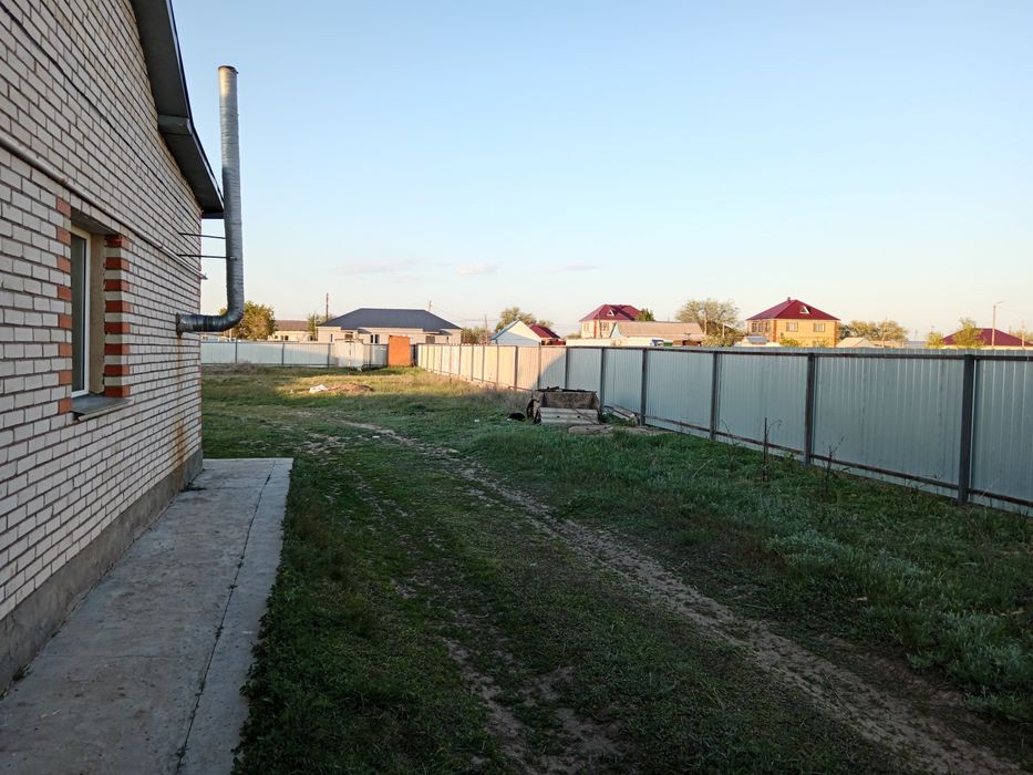 Мұхит 14/б үй сатылады