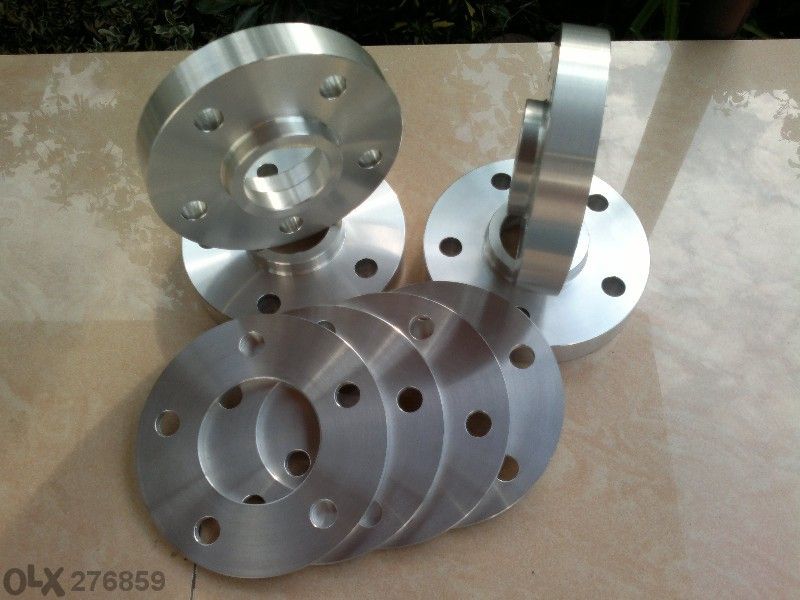 Фланци БМВ 5/120 Изработвам фланци