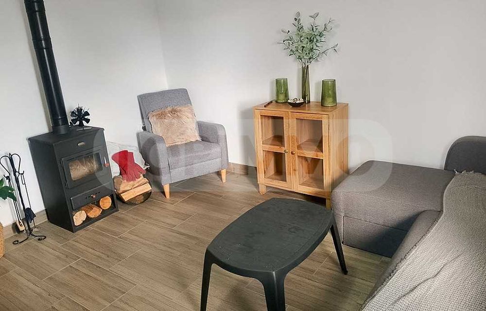 Реновирана едноетажна къща в село Чернооково