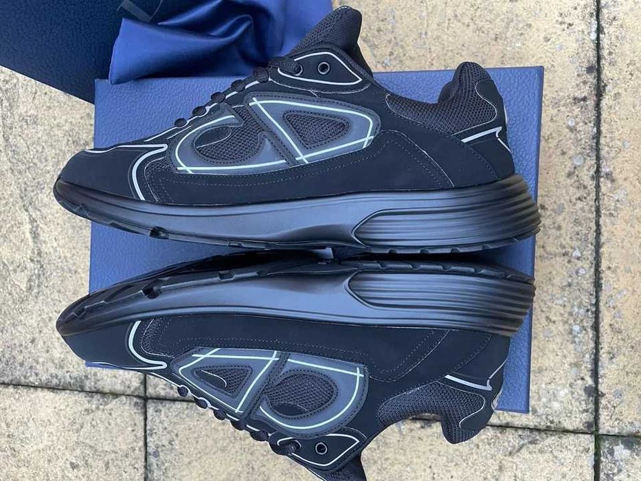 Christian Dior B30 Triple Black (reflective)