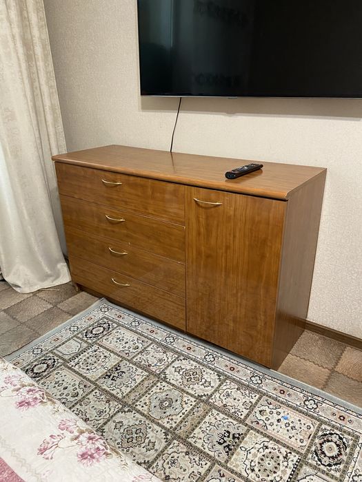 Продам спальный гарнитур