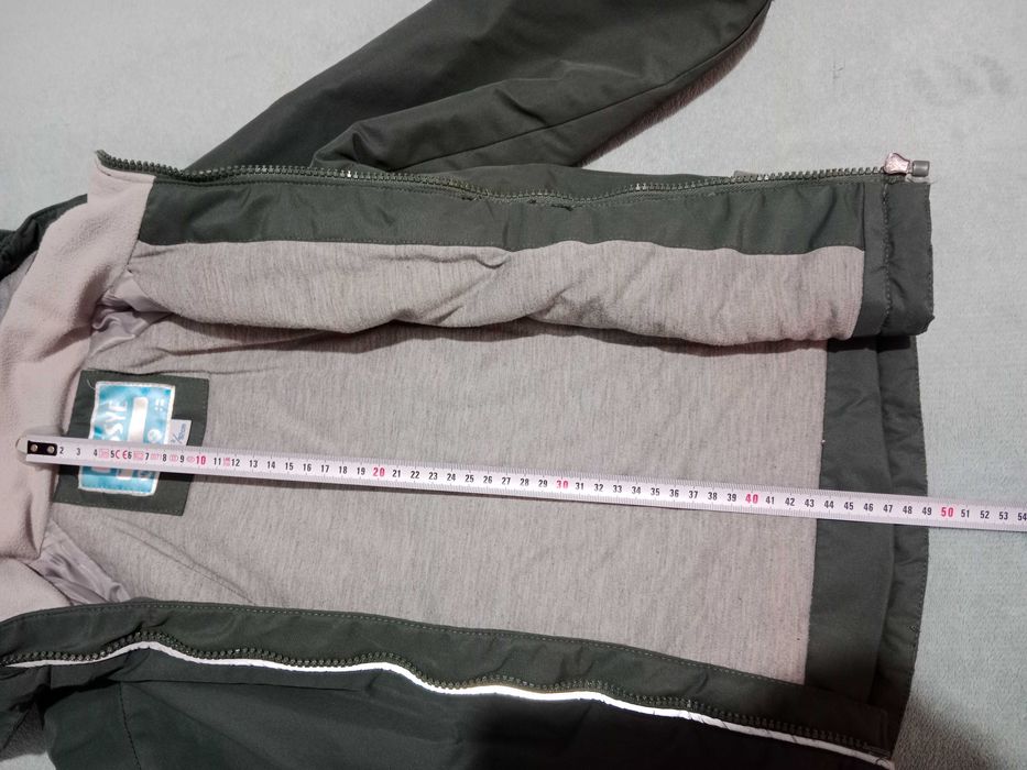 Демисезонный комбинезон для мальчика