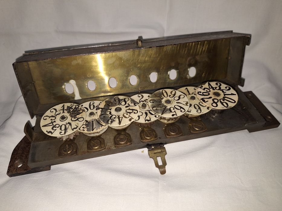 Стар немски уред,брояч за парна машина--Schaffer&Budenberg