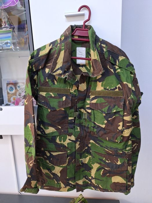 Veston Combat 48 cu 2 purtat stare buna