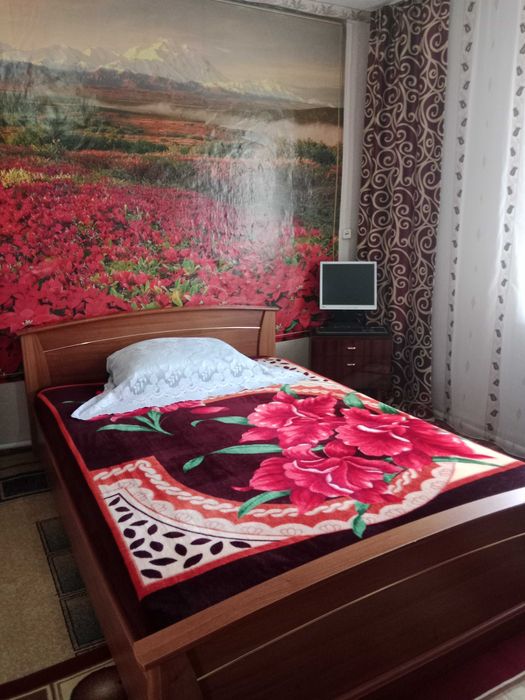 Продам 1/2 дома Военный городок