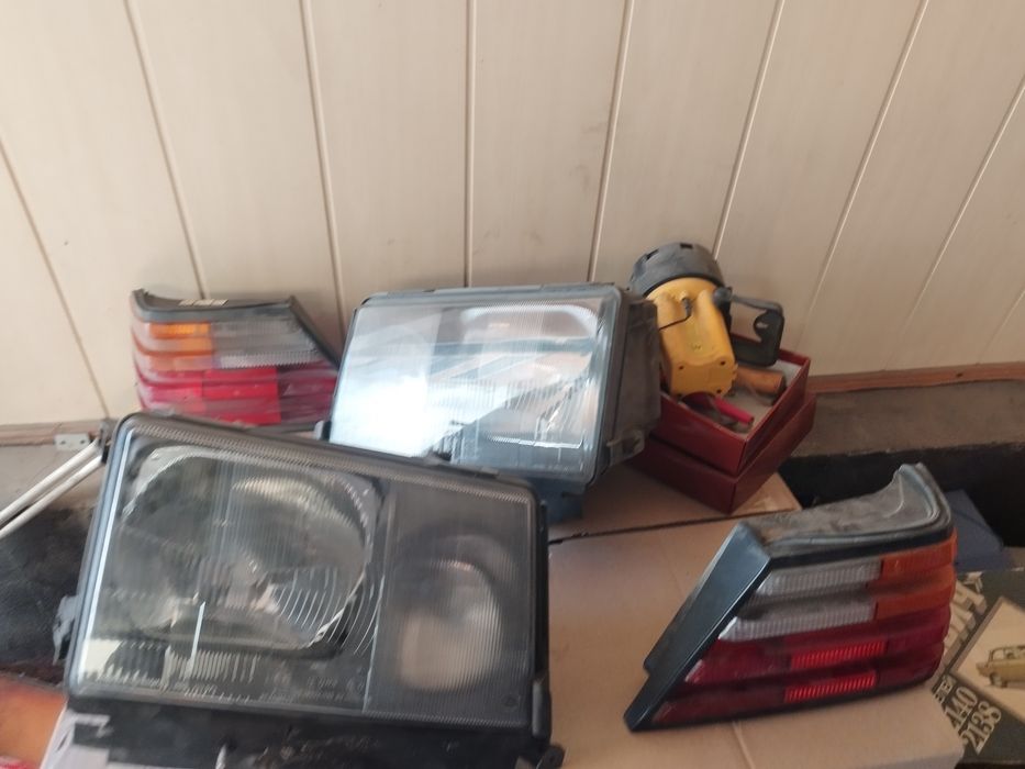 Оригинальные фары от мерседес W124