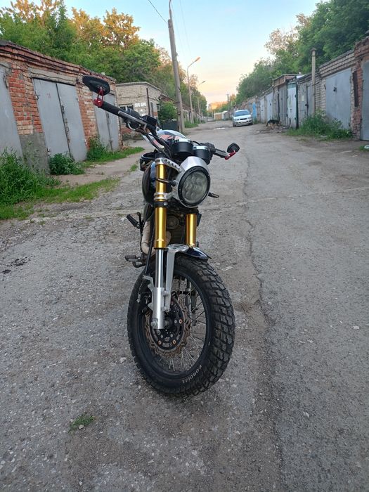 Продам Racer Triumph