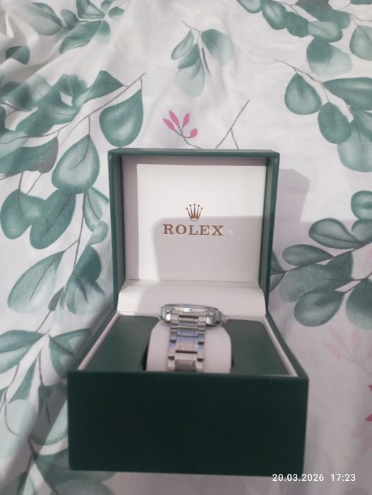 Срочно продам чясы ручные