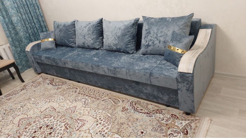 Мягкий мебель