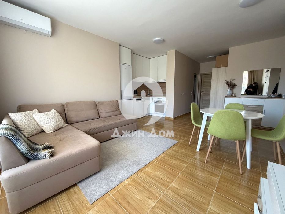 Продава се Тристаен апартамент в Свети Влас - 100 кв.м за 1377 €/кв.м - Снимка #3