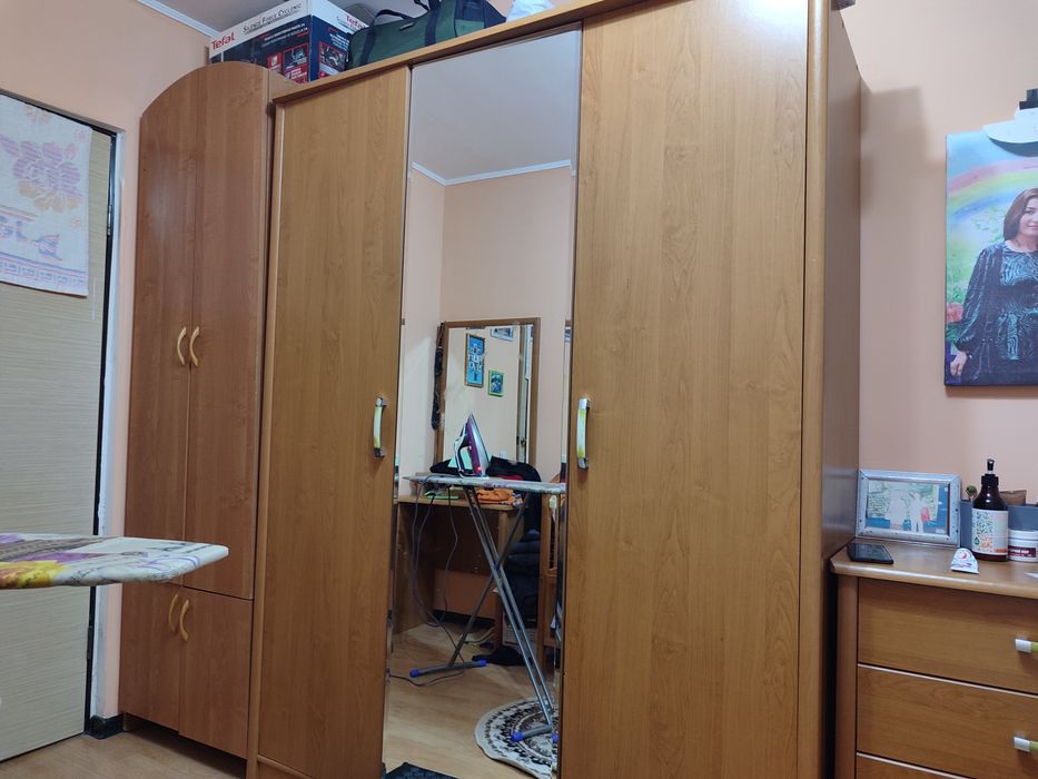 Шкафы и тумба  бу , срочно до субботы