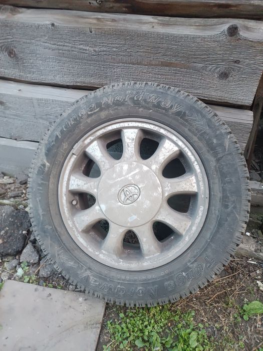 Продам колеса зимние на 14 185/70
