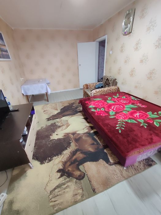 Продается 2-комн (3-52, 3 эт)