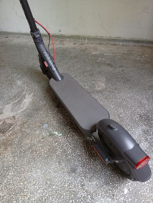 Trotineta Xiaomi 4 Pro Gen 2.  Nouă