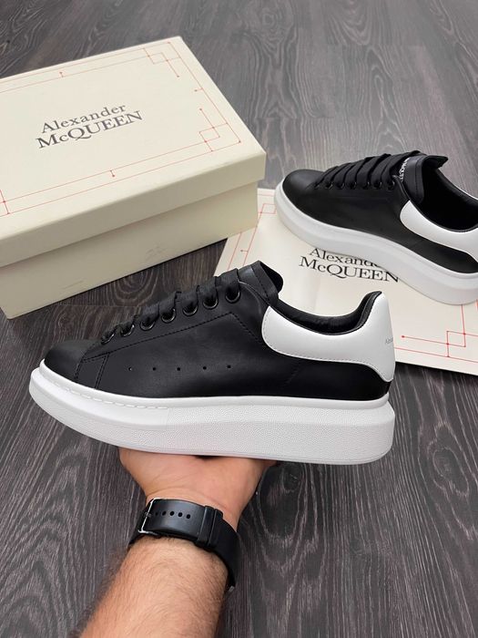 Adidasi Alexander Mc Queen l Produs NOU Premium din Piele - Full Box