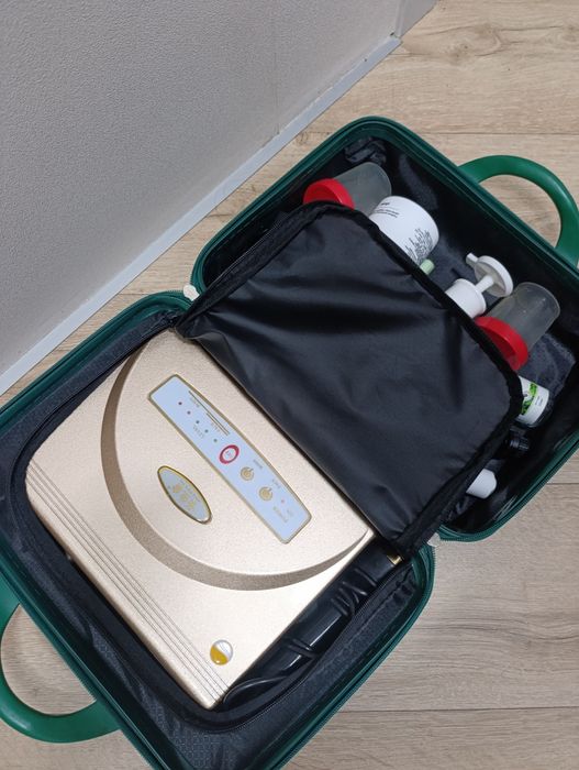 Продам массажёр для лица