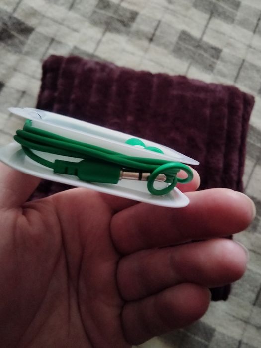 Слушалки с кабел и Bluetooth слушалки hama и G9S