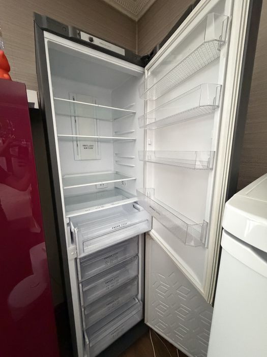 Холодильник бирюса