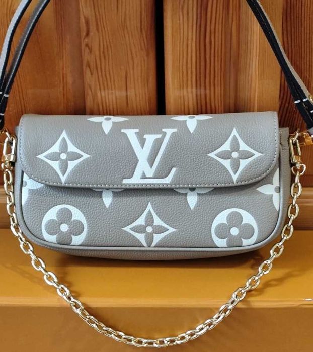 Louis Vuitton дамска чанта със свалящи се кожена каишка и верижка