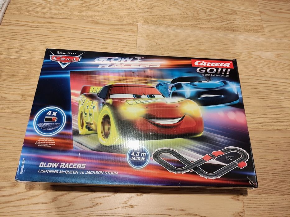 Писта CARRERA Disney Cars с 2 колички