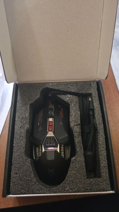 Продам игровую мышь