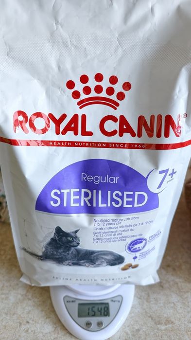 Продаю корм для кошек